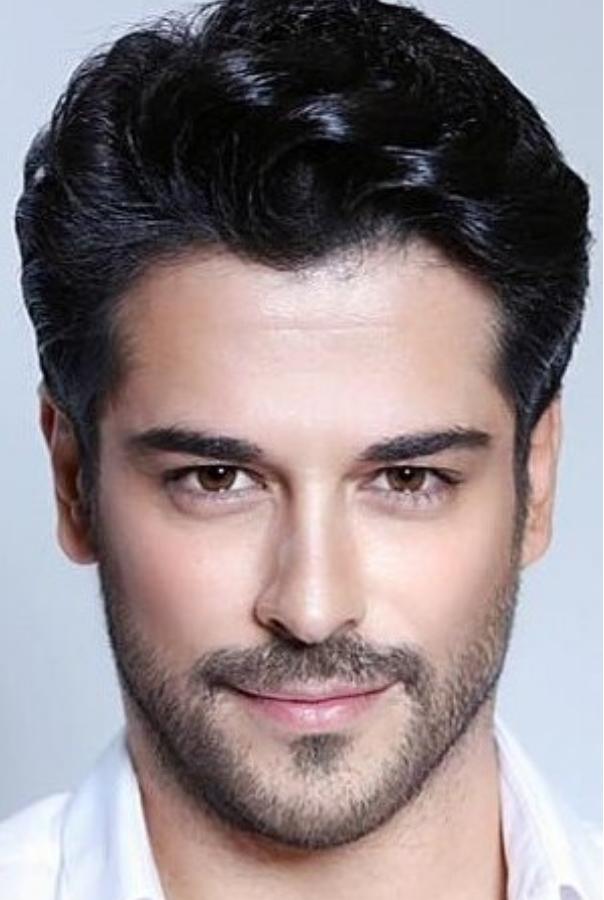 Burak Özçivit