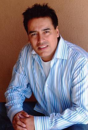 Willie Barcena