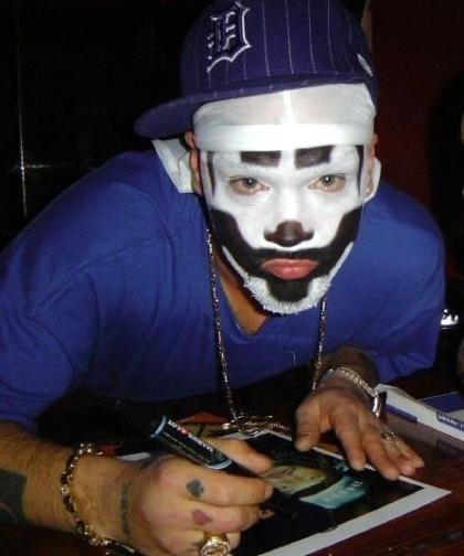 Shaggy 2 Dope